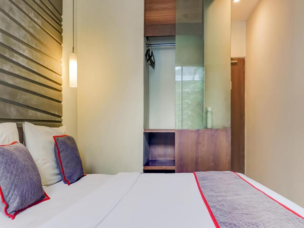 Townhouse Oak Hotel Grand Cikarang Εξωτερικό φωτογραφία