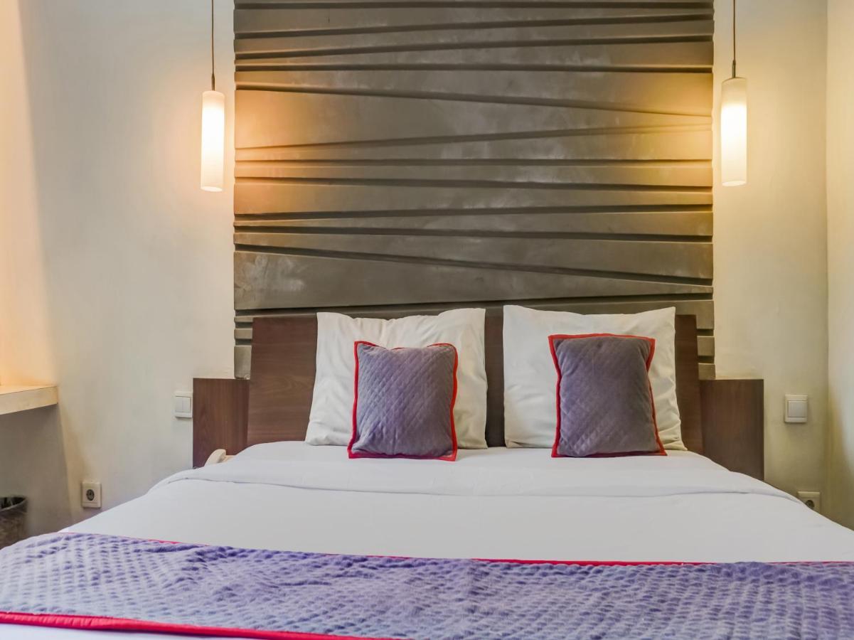 Townhouse Oak Hotel Grand Cikarang Εξωτερικό φωτογραφία